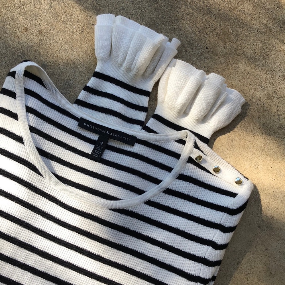 White House Black Market Sweater (Size M)